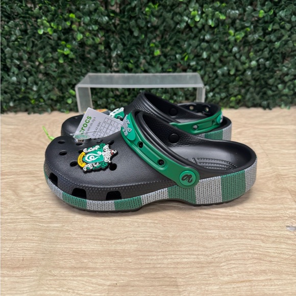 Harry Potter Slytherin Classic Clog - J3 - Picture 3 of 9